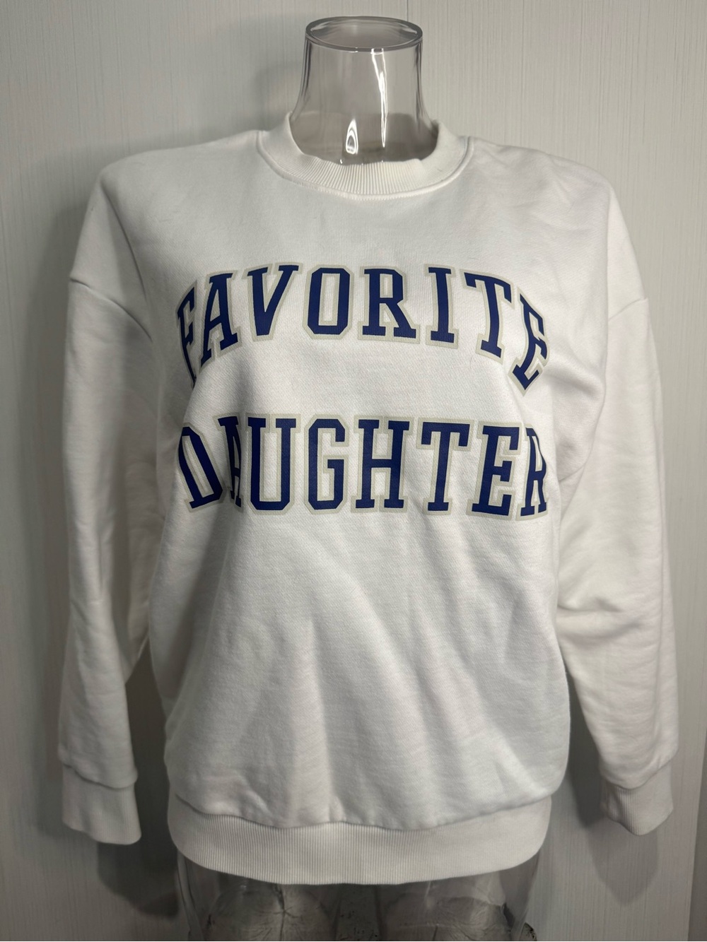Favorite Daughter Sweatshirt. Small. White.